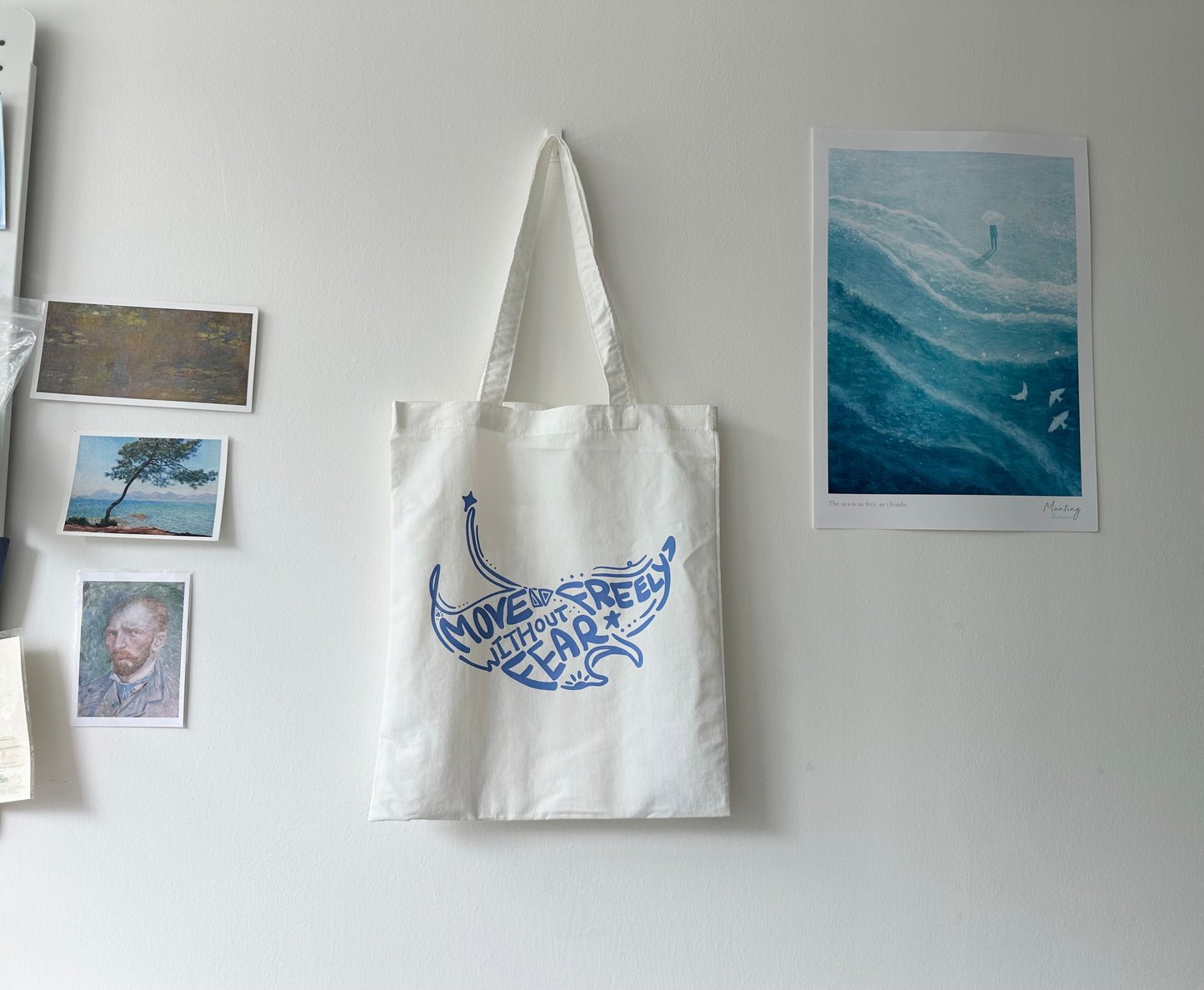 魔鬼魚(白X藍)【藍色水族館•防潑水Tote Bag】