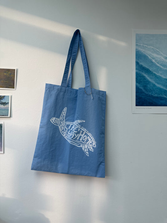 海龜飛飛(藍X白)【藍色水族館•防潑水Tote Bag】