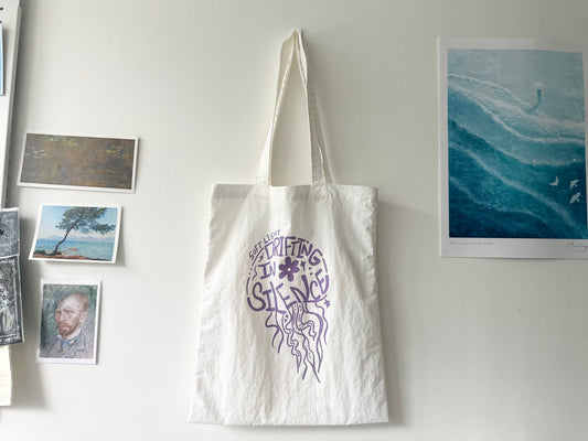 水母(白X紫)【藍色水族館•防潑水Tote Bag】