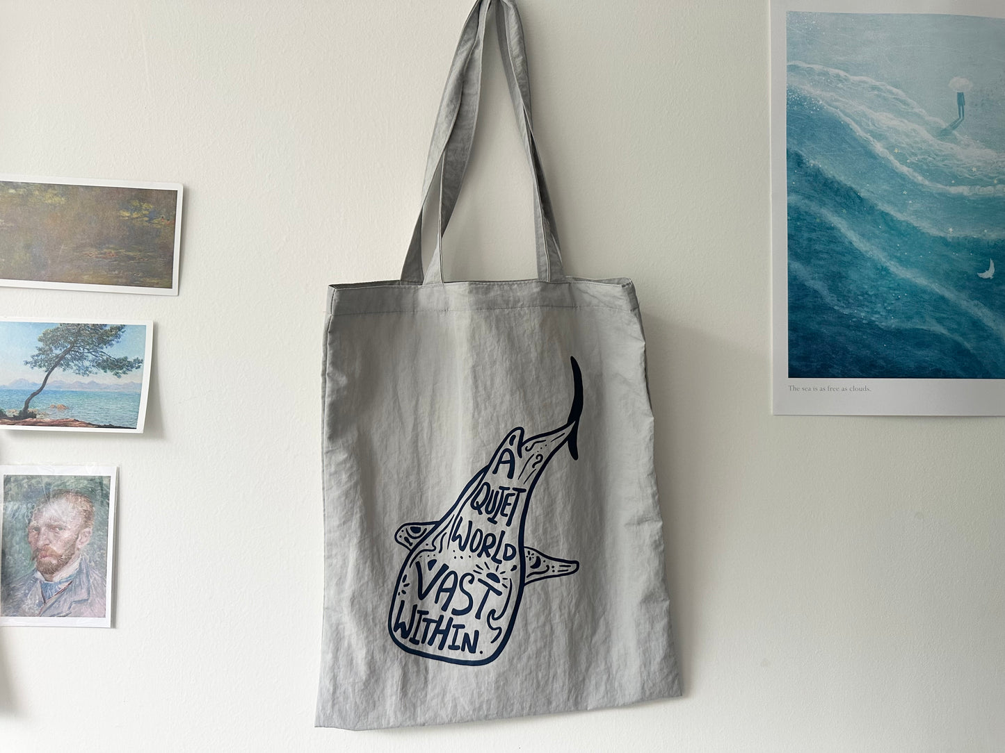 鯨鯊(灰X藍)【藍色水族館•防潑水Tote Bag】