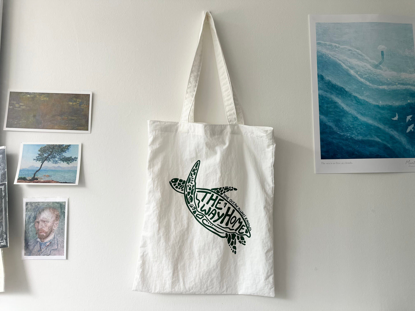 海龜飛飛(白X綠)【藍色水族館•防潑水Tote Bag】