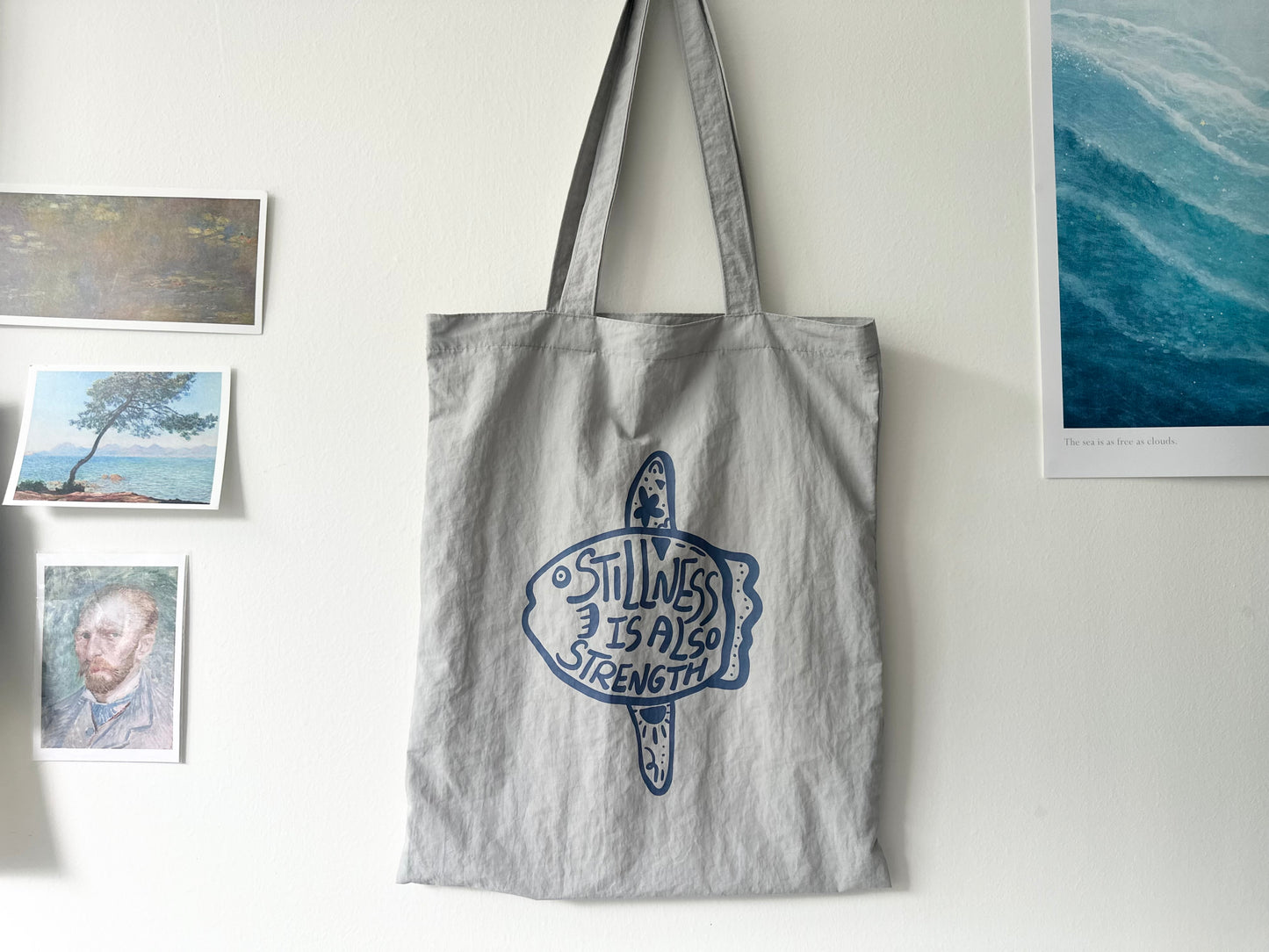 翻車魚(灰X藍)【藍色水族館•防潑水Tote Bag】